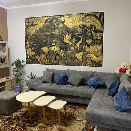 Sunshine Apartment *