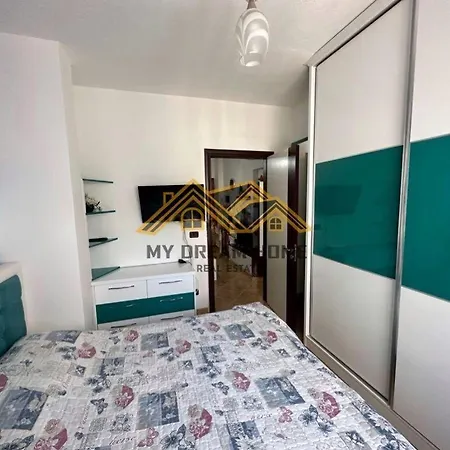 Sunshine Apartment